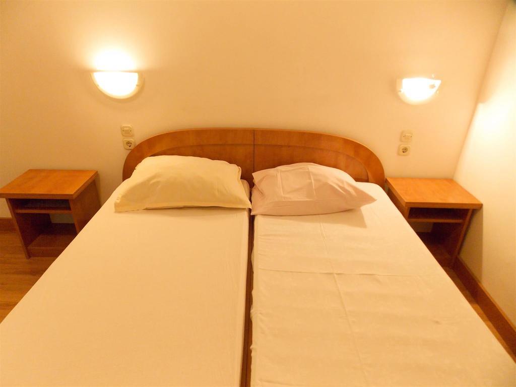 Apartments Frane (Adults Only) Новалья Номер фото