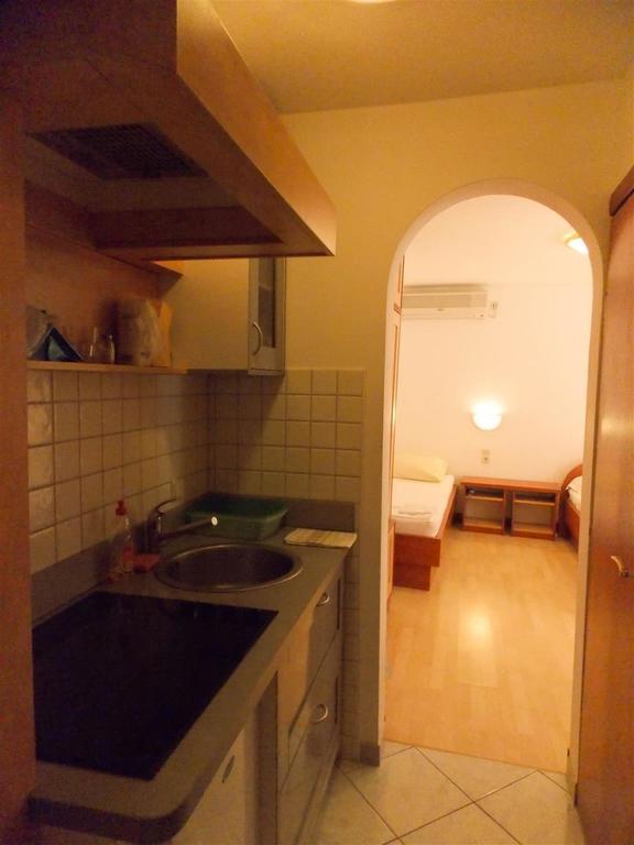 Apartments Frane (Adults Only) Новалья Номер фото