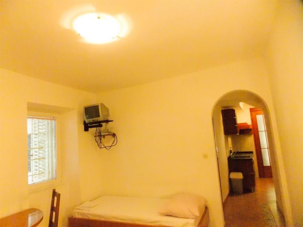 Apartments Frane (Adults Only) Новалья Номер фото